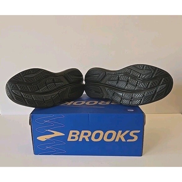 Women's Size 6.5 Brooks Ghost Max 3 Running Shoes New In Box Black/Black/Ebony - Picture 6 of 10